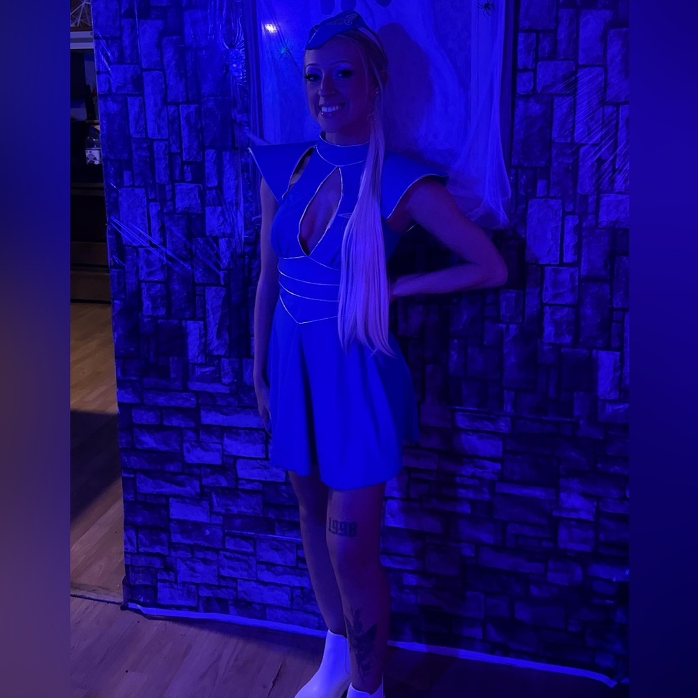 Britney Spears Toxic costume - Picture 3 of 14